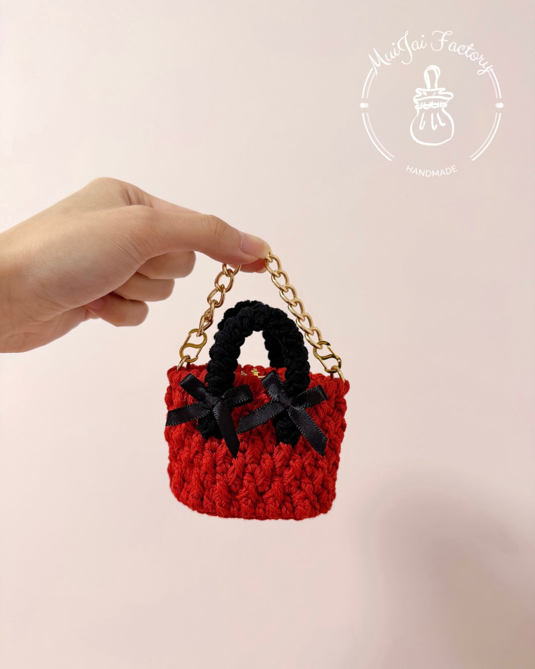 M009-XS:  ♔ 𝙏𝙝𝙚 𝙉𝙪𝙩𝙘𝙧𝙖𝙘𝙠𝙚𝙧 𝙍𝙞𝙗𝙗𝙤𝙣𝙨 𝘽𝙖𝙜 ♔