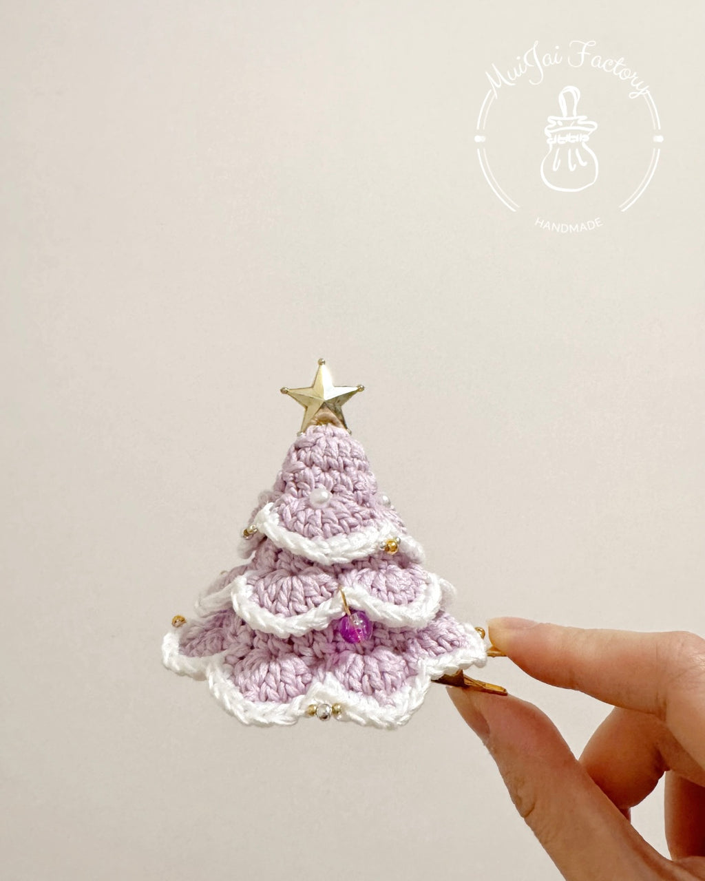 𝒞𝒽𝓇𝒾𝓈𝓉𝓂𝒶𝓈 𝒯𝓇𝑒𝑒 ℋ𝒶𝒾𝓇 𝒞𝓁𝒾𝓅 🎄