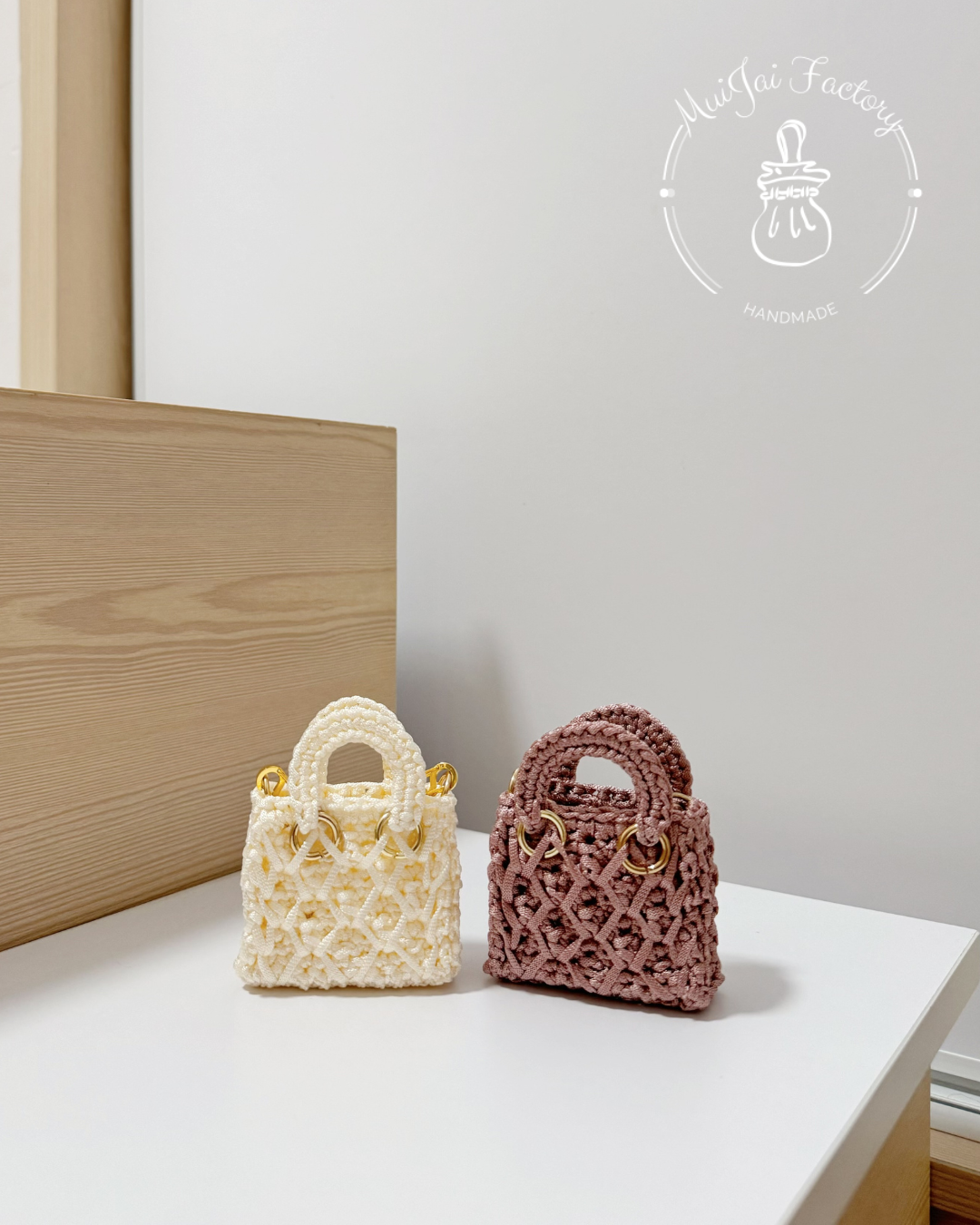 M004-XS:  ⊹ 𝒮𝓁𝑒𝑒𝓅𝒾𝓃𝑔 𝐵𝑒𝒶𝓊𝓉𝓎 𝑀𝒾𝓃𝒾 𝐻𝒶𝓃𝒹𝒷𝒶𝑔 ⊹