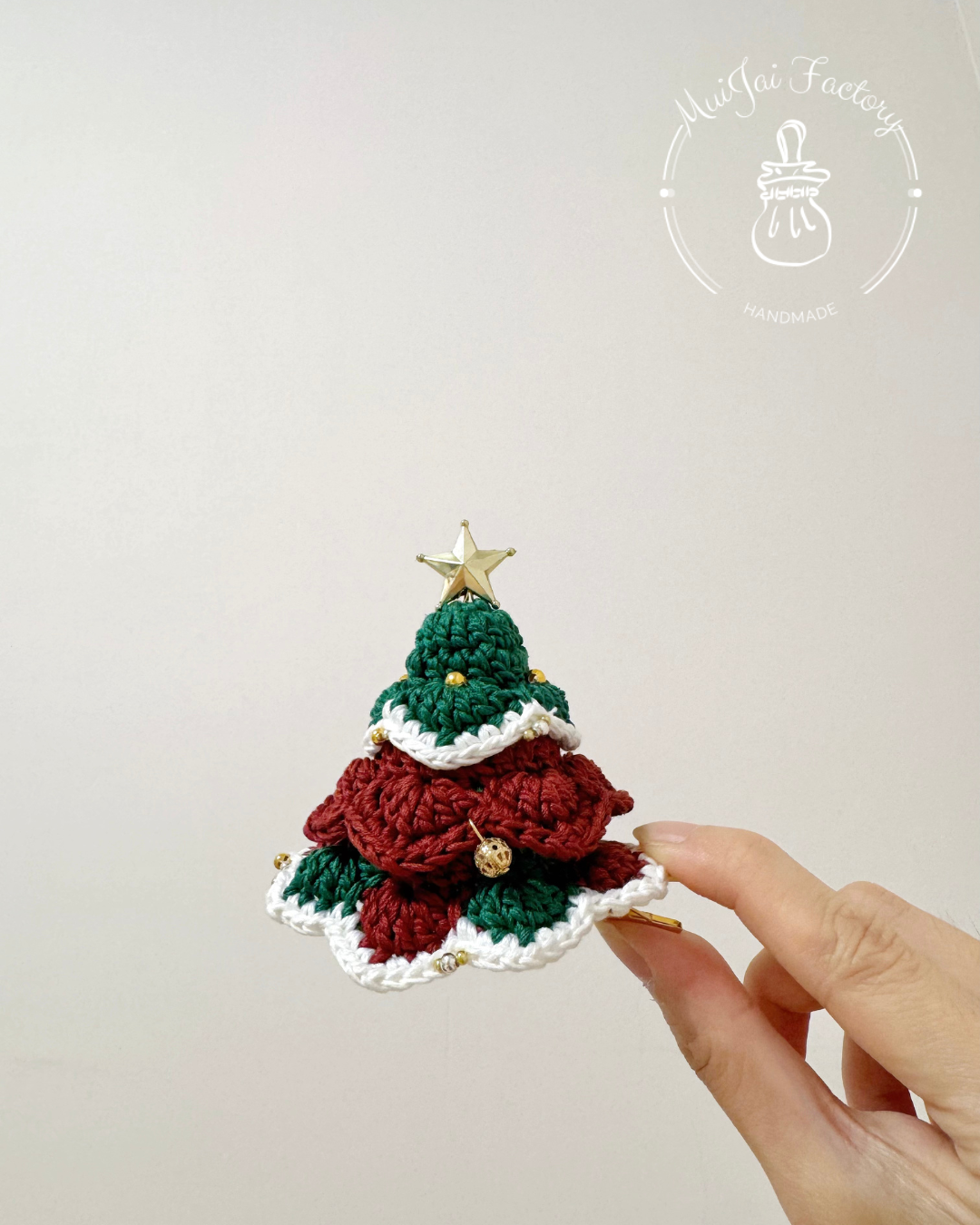 𝒞𝒽𝓇𝒾𝓈𝓉𝓂𝒶𝓈 𝒯𝓇𝑒𝑒 ℋ𝒶𝒾𝓇 𝒞𝓁𝒾𝓅 🎄