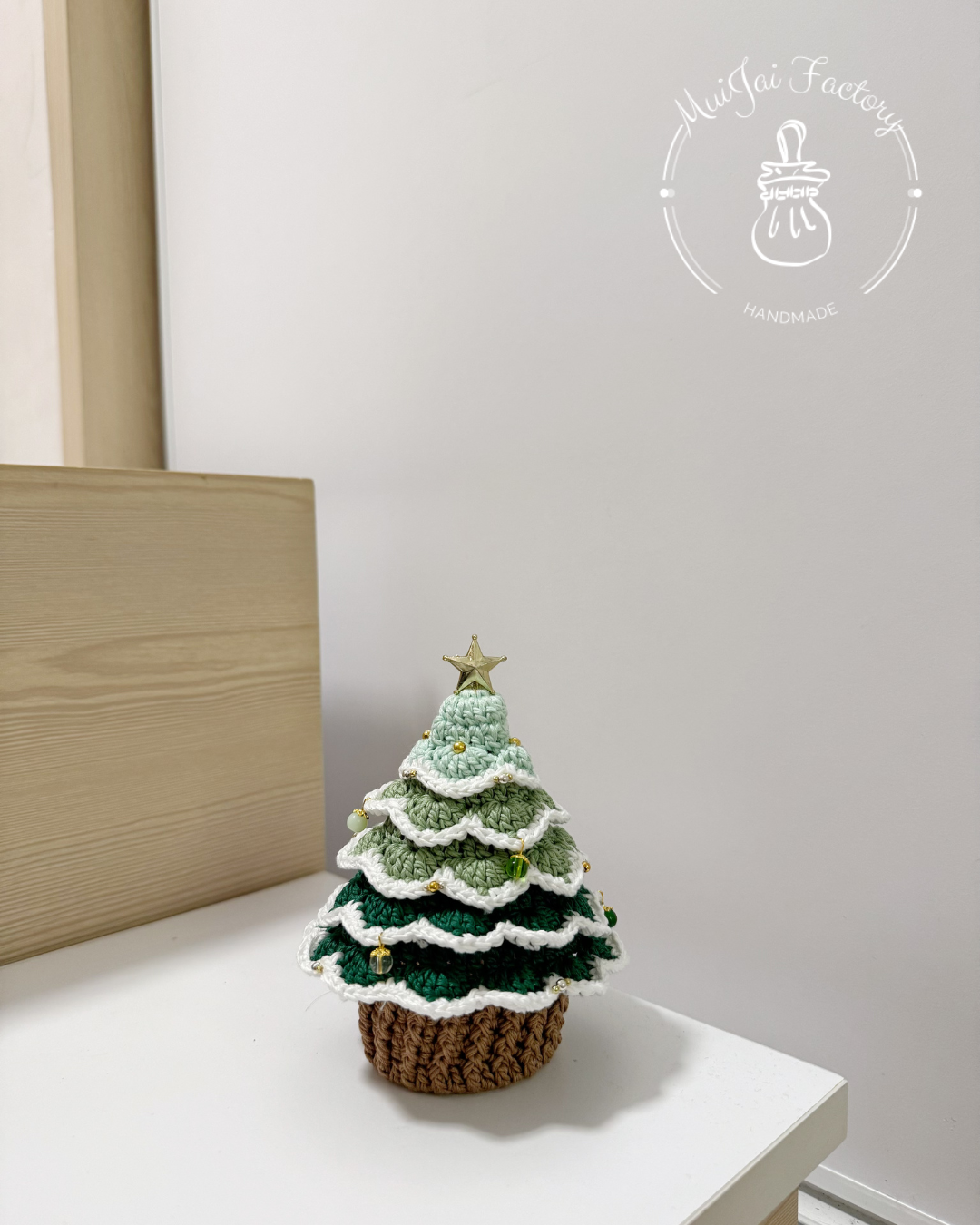 𝒞𝒽𝓇𝒾𝓈𝓉𝓂𝒶𝓈 𝒯𝓇𝑒𝑒 𝒞𝒶𝓃𝒹𝓎 𝐵𝑜𝓍🎄 (S size)