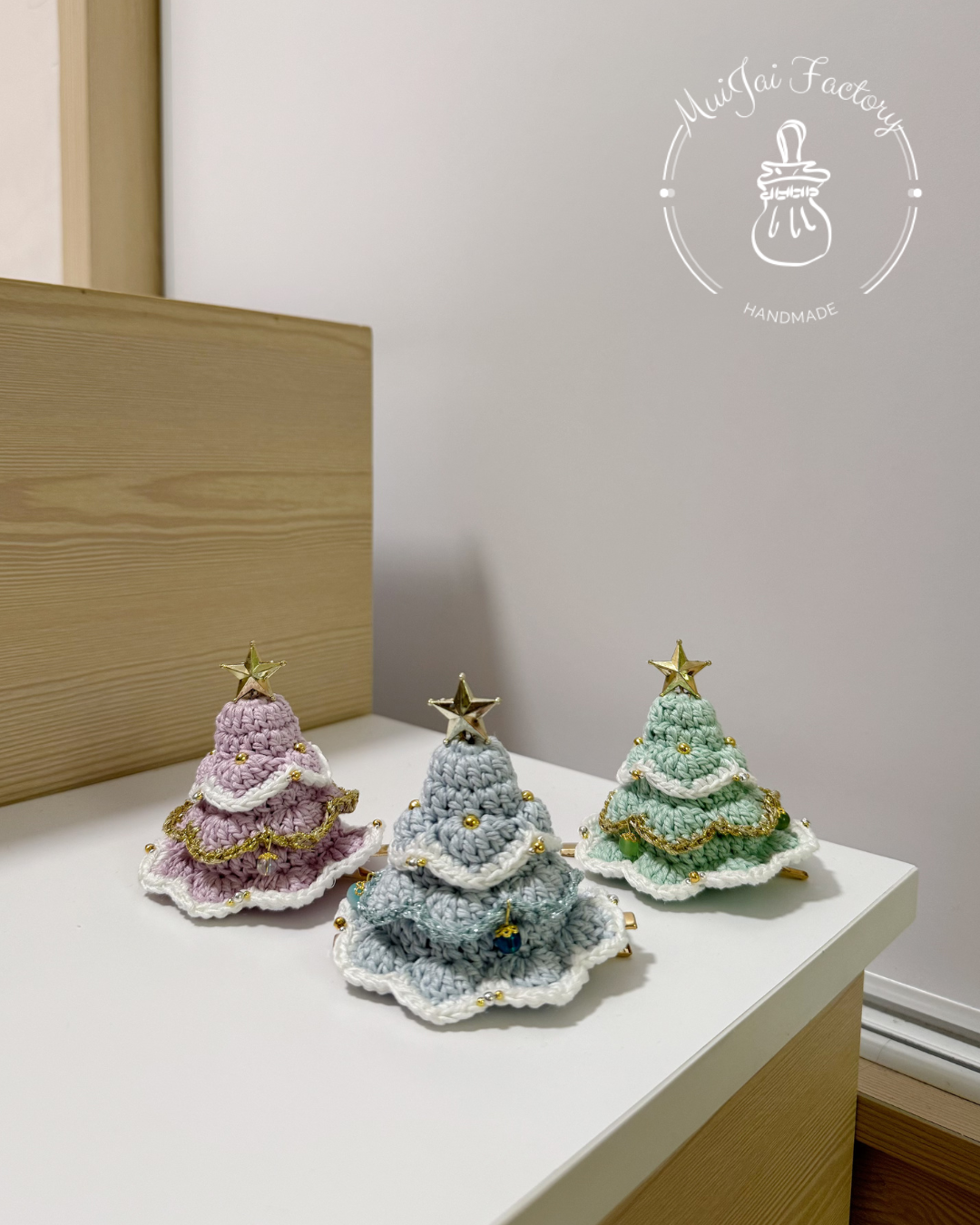 𝒞𝒽𝓇𝒾𝓈𝓉𝓂𝒶𝓈 𝒯𝓇𝑒𝑒 ℋ𝒶𝒾𝓇 𝒞𝓁𝒾𝓅 🎄