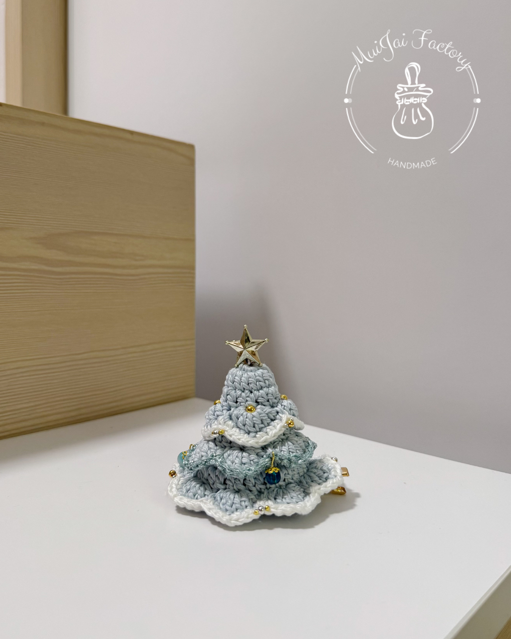 𝒞𝒽𝓇𝒾𝓈𝓉𝓂𝒶𝓈 𝒯𝓇𝑒𝑒 ℋ𝒶𝒾𝓇 𝒞𝓁𝒾𝓅 🎄