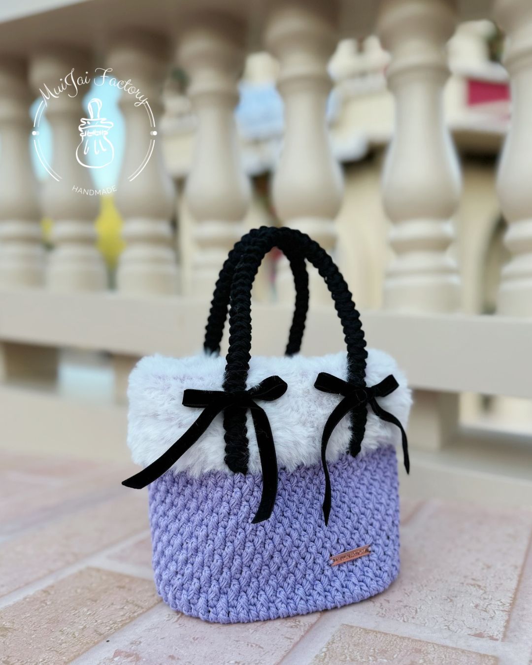 M009-SF: ♔ 𝙏𝙝𝙚 𝙉𝙪𝙩𝙘𝙧𝙖𝙘𝙠𝙚𝙧 (𝙁𝙡𝙪𝙛𝙛𝙮) 𝙍𝙞𝙗𝙗𝙤𝙣𝙨 𝘽𝙖𝙜 ♔