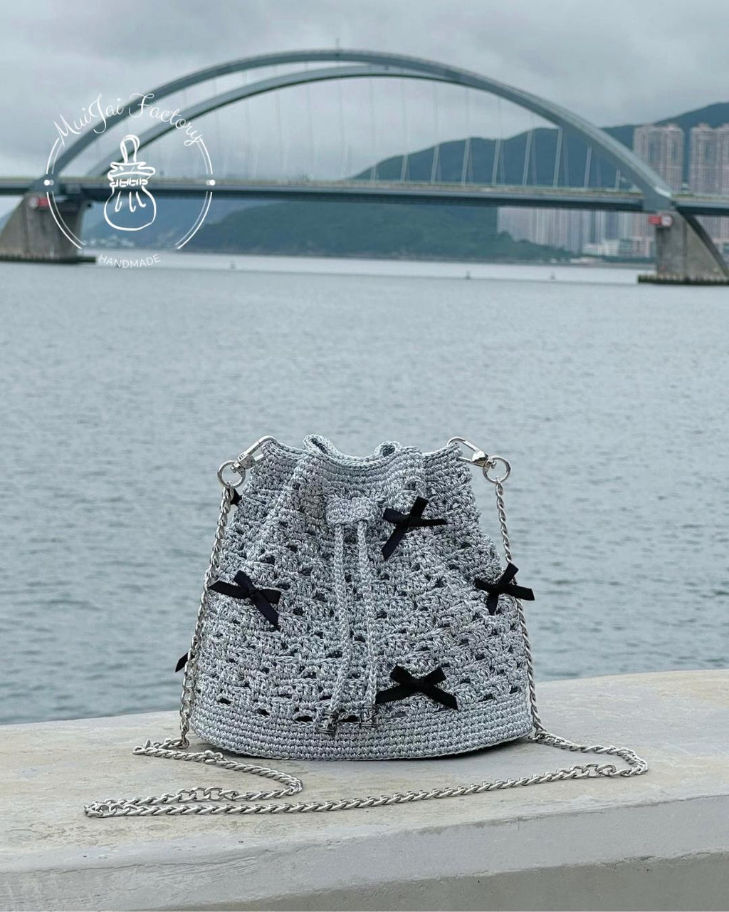 M008-L:  ✧ 𝒮𝓅𝒶𝓇𝓀𝓁𝒾𝓃𝑔 ℛ𝒾𝒷𝒷𝑜𝓃𝓈 ℬ𝓊𝒸𝓀𝑒𝓉 ℬ𝒶𝑔 ✧