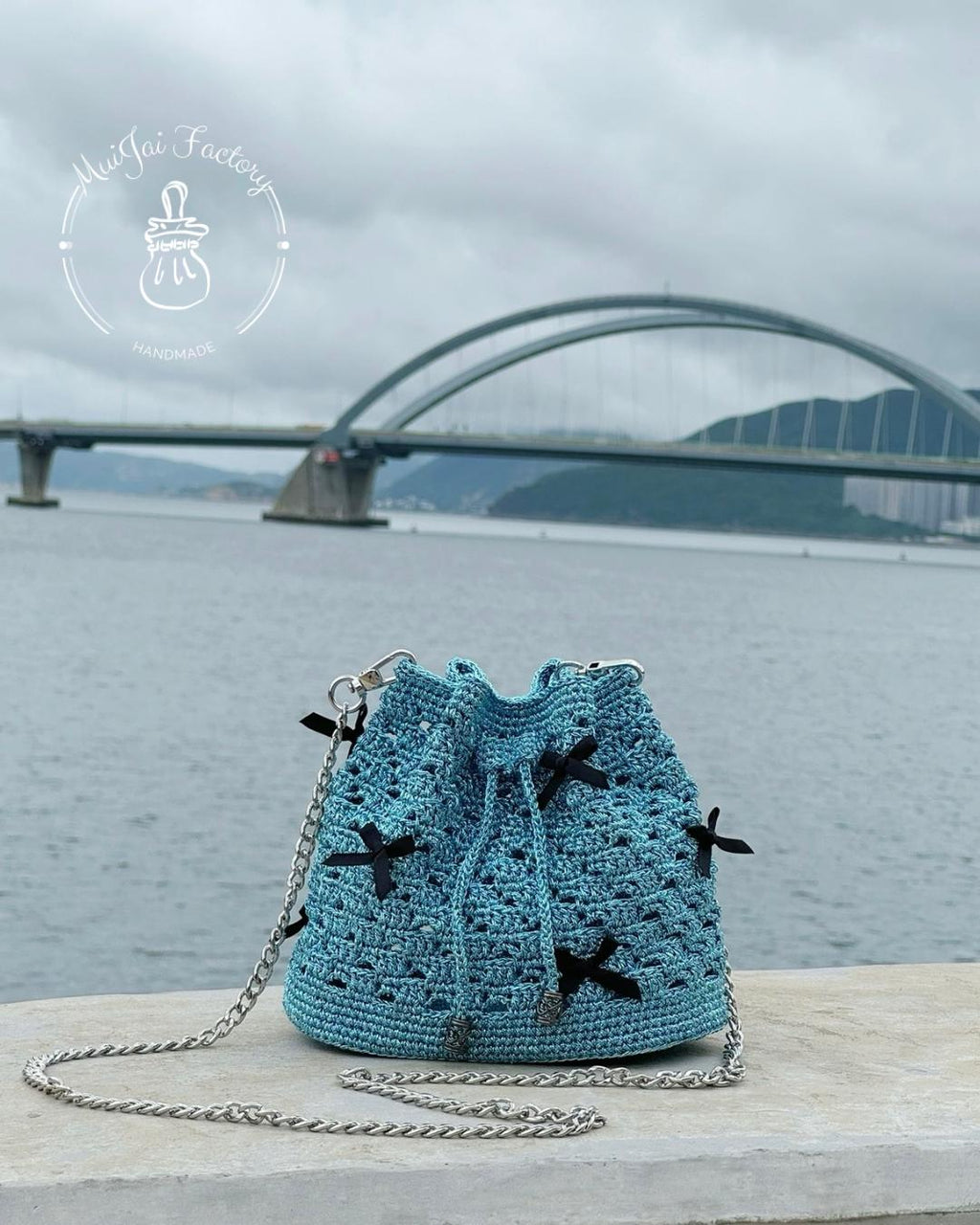 M008-L:  ✧ 𝒮𝓅𝒶𝓇𝓀𝓁𝒾𝓃𝑔 ℛ𝒾𝒷𝒷𝑜𝓃𝓈 ℬ𝓊𝒸𝓀𝑒𝓉 ℬ𝒶𝑔 ✧