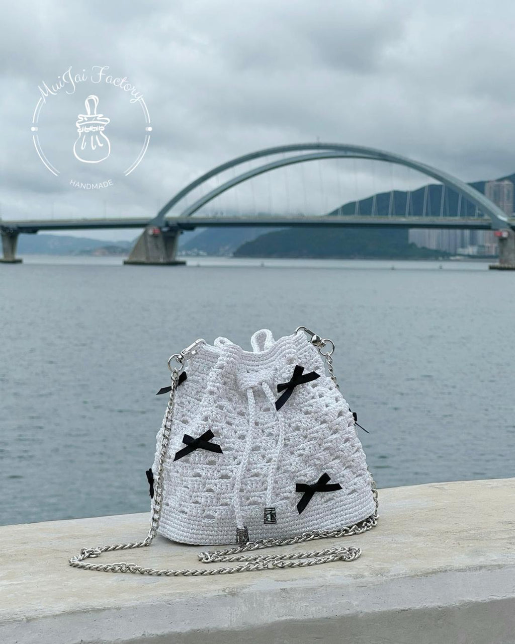 M008-L:  ✧ 𝒮𝓅𝒶𝓇𝓀𝓁𝒾𝓃𝑔 ℛ𝒾𝒷𝒷𝑜𝓃𝓈 ℬ𝓊𝒸𝓀𝑒𝓉 ℬ𝒶𝑔 ✧