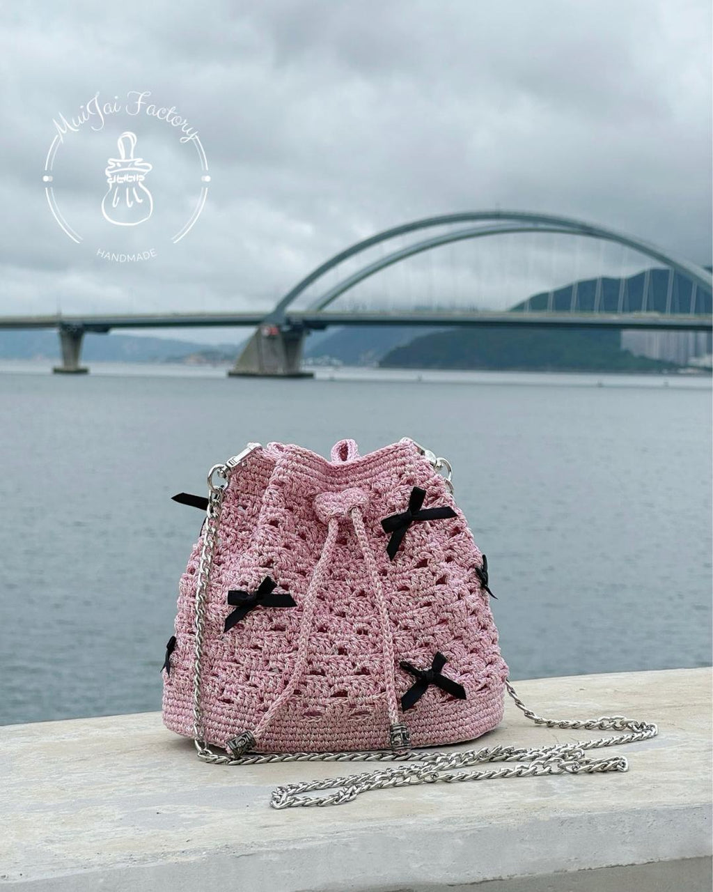 M008-L:  ✧ 𝒮𝓅𝒶𝓇𝓀𝓁𝒾𝓃𝑔 ℛ𝒾𝒷𝒷𝑜𝓃𝓈 ℬ𝓊𝒸𝓀𝑒𝓉 ℬ𝒶𝑔 ✧