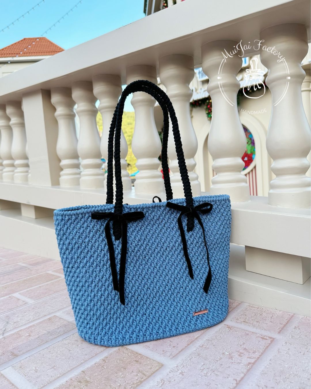 M009-L: ♔ 𝙏𝙝𝙚 𝙉𝙪𝙩𝙘𝙧𝙖𝙘𝙠𝙚𝙧 𝙍𝙞𝙗𝙗𝙤𝙣𝙨 𝘽𝙖𝙜 ♔